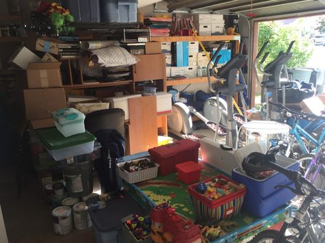 Messy Garage - Declutter in One Month - LearnDoBecome.com Organizing Cluttered House, Cleaning A Cluttered House, Organizing A Cluttered House, Garage Declutter, Cluttered Garage, Cleaning A Messy Room, Messy Garage, Messy Home, Clean Clutter