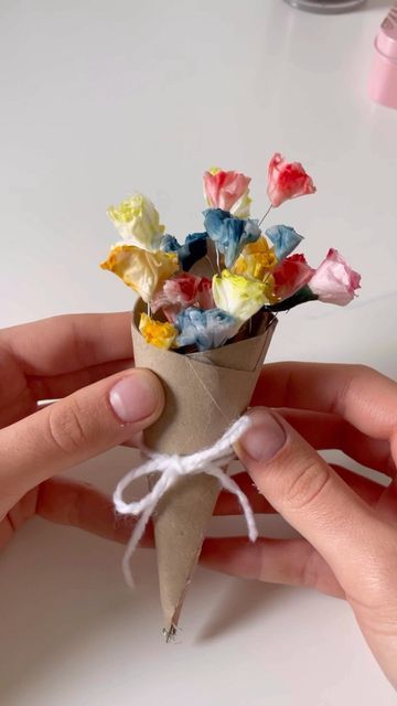 Mini toilet paper flowers🌸🥀🌷 by @deryatavas on insta Toilet Paper Flowers, Free Gift Ideas, Mini Toilet, Small Henna Designs, Free Gift Idea, Toilet Paper Art, Easter Crafts For Adults, Adult Easter, Valentines Flowers