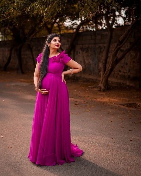 Maternity Frocks For Photoshoot, Metarnity Photoshoot Indian In Saree, Maternity Photoshoot Gowns, Maternity Shoot Dresses Gowns Indian, Srimantham Photo Poses, Maternity Frocks Indian, Baby Shower Gowns Indian, Metarnity Photoshoot Indian At Home, Maternity Shoot Dress Ideas