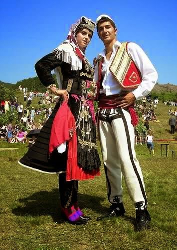 Albania North Albania and Kosovo [Gheg] Albanian Clothing, Albanian Culture, Costumes Around The World, Contemporary Costumes, Best Of Italy, Folk Costume, People Of The World, World Cultures, Traditional Clothing