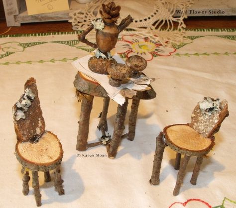 Fairy Desk, Fairy Tree Houses, Fairy Garden Furniture, Fairy Homes, Mini Terrarium, Fairy House Diy, Fairy Garden Crafts, Fairy Garden Designs, Fairy Accessories