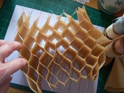 how to make honeycomb paper How To Make Honeycomb, Honey Cone, Diy Honeycomb, Hearts Paper Crafts, Bee Crafts For Kids, Coffee Filter Crafts, Honeycomb Decorations, Paper Balls, Bee Party