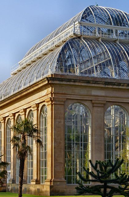 Greenhouse Aesthetic Victorian, Victorian Greenhouses, English Gardens, Scotland Uk, Botanic Garden, Edinburgh Scotland, Scotland Travel, Glass House, Beautiful Buildings