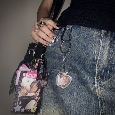 Keychain On Bag, Kpop Show, Everything I Own, Bag Aesthetic, Bags Aesthetic, Kpop Aesthetic, Pop Music, Fashion Sense, Boy Groups