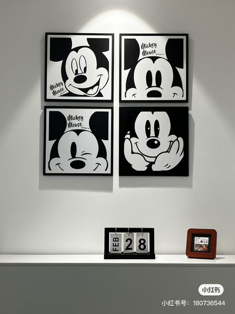 Mickey Room Decor, Mickey Mouse Bedroom Ideas, 3d Wallpaper Spiderman, Mickey Mouse Room Decor, Mickey Mouse Painting, Disney Decor Bedroom, Mickey Mouse Room, Mickey Mouse Bedroom, Lobby Designs