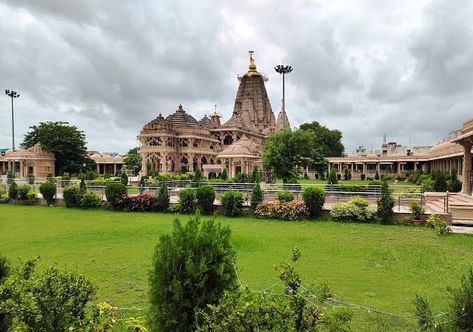 Sanwariya Seth Temple Rajasthan Sanwariya Seth Temple, City Suv, Rajasthan Tourism, Jim Corbett National Park, Sanctum Sanctorum, Dj Photos, Wallpaper Photo Gallery, Blur Background Photography, Countries To Visit