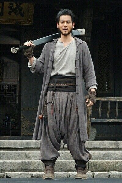 Larp Outfits Male, Asian Man Character Design, Character Outfit Ideas Male, Dnd Outfits Inspiration Male, Asian Character Design Male, Male Costume Ideas, Asian Character Design, Standing Pose Reference, Samurai Outfit