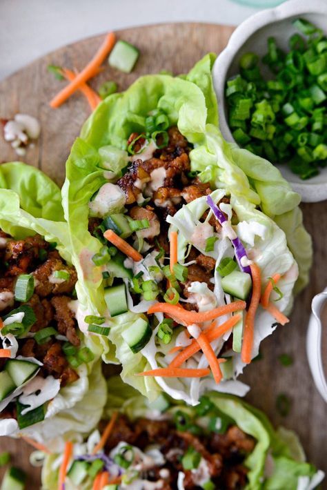 Hot Honey Chicken, Food Bites, Fast Meals, Sweet And Spicy Chicken, Chili Spices, Yum Yum Sauce, Scratch Recipes, Lettuce Wrap Recipes, 2024 Recipes