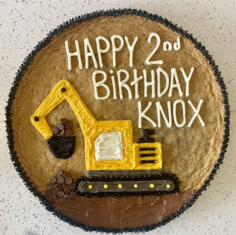 Homemade Construction Birthday Cake, Excavator Pull Apart Cupcakes, Excavator Birthday Party Food, Construction Cookie Cake, Construction Theme Smash Cake, Truck Cookie Cake, Construction Cake For Boys, Construction Theme Birthday Cake, Construction Party Cake