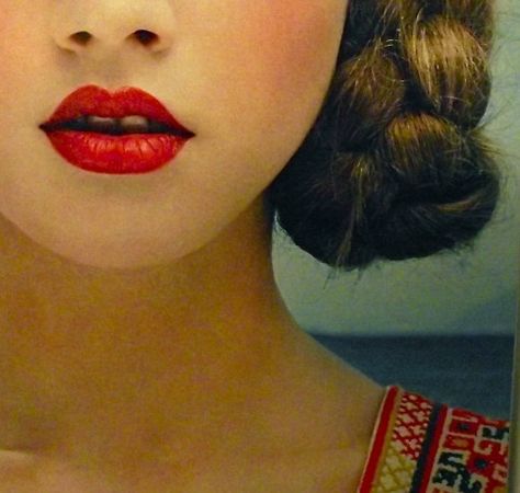 Red Lipstick, Love Makeup, Beauty Inspiration, Red Lips, Hair And Nails, Red Hair, Braided Hairstyles, Pin Up, Beauty Makeup