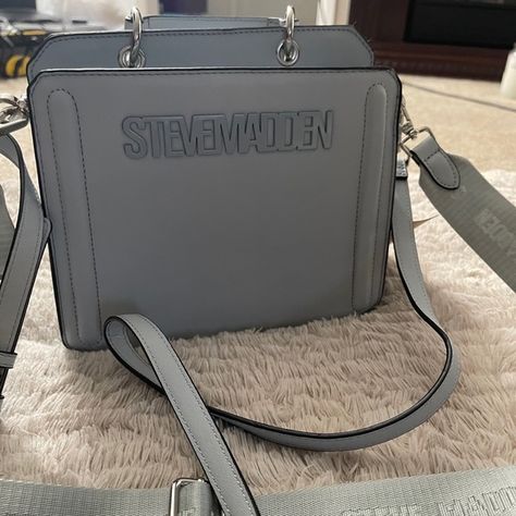 STEVE MADDEN PURSE (Trending on TikTok) Steve Madden Bags Handbags, Steve Madden Purse Handbags, Purse Trends, Luxury Bags Collection, Steve Madden Purse, Steve Madden Handbags, Handbag Essentials, Girly Bags, Blue Purse