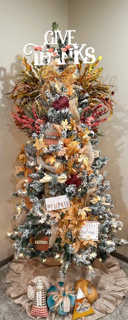 2023 Fall Inspired Tree Fall Christmas Tree Ideas, Fall Christmas Tree, Teal Pumpkin, Last Holiday, Pumpkin Picking, Christmas Tree Ideas, Artificial Tree, Autumn Trees, Cute Bows