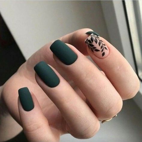 Маникюр💕 Ногти💖 Nails💓 @_naails.design_ - Flippedcase Green Nails Leaves, Hand Painted Nail Art Design, Nature Inspired Nail Art, Green Nails With Leaves, Nails With Green Leaves, Green Leaves Nails, Nails Green Leaves, Nail Designs Leaves, Matte Dip Nails