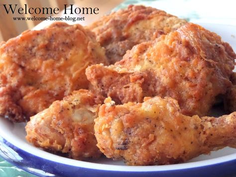 Welcome Home Blog: Mom's Southern Fried Chicken Making Fried Chicken, Southern Fried Chicken, Chicken Steak, Turkey Dishes, Chicken Main Dishes, Chicken Dishes Recipes, Poultry Recipes, Fried Food, Meat Dishes