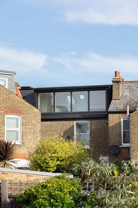 Roof extension to a terraced Victorian house in London. A new dormer is clad in black anthra-zinc and fully glazed to provide panoramic views and maximise natural light within.  #riderstirland #architects #architecture #roofextension #victorianhouse #renovation #london #residential #home #modern #contemporary #zinc #dormer Loft Conversion Victorian Terrace, Loft Conversion Balcony, Loft Conversion Roof, Loft Dormer, Loft Conversion Plans, Loft Exterior, Loft Conversion Bedroom, Dormer Loft Conversion, Loft Windows