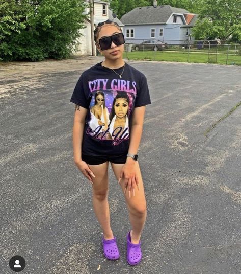 Purple Crocs Outfit, Purple Crocs, Crocs Outfit, Beyonce Outfits, Fair Outfits, Teen Swag Outfits, Swag Outfits For Girls, Cute Swag Outfits, Cute Everyday Outfits