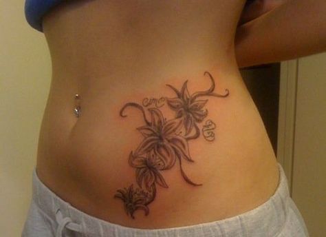 Tattoo With Sister, Tattoo Stomach, Tattoos Family, Stomach Tattoos Women, Waist Tattoos, Pretty Hand Tattoos, Tattoos For Black Skin, Red Ink Tattoos, Pretty Tattoos For Women