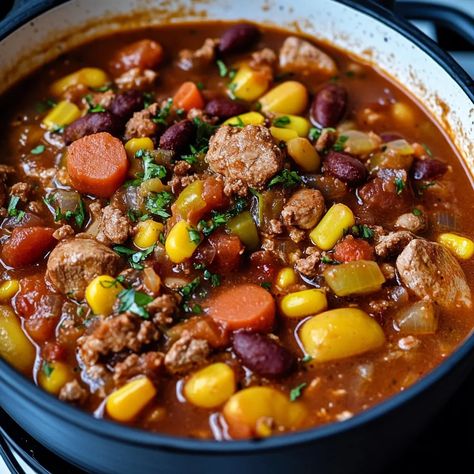 Texas Stew Crock Pot, Chili And Potatoes, Hearty Stew Recipes, Stew Recipes Instant Pot, Texas Cowboy Stew Recipe, Cowboy Stew Recipe, Texas Cowboy Stew, Cowboy Soup, Cowboy Cooking