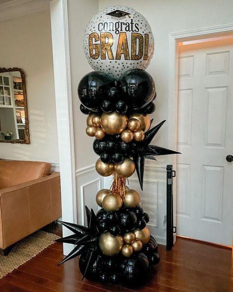 Crazy Towers are perfect for Graduation parties! 🎓 Thanks for the inspiration @poppintexas! #balloons #balloondecoration #balloondecor… | Instagram Minimalist Birthday Decor, Son Graduation, Prom Balloons, Kyoto University, Grad Decor, Stuffed Balloons, Balloon Pillars, Kate Walker, Backyard Graduation Party