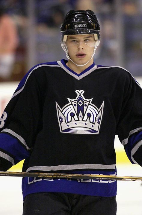 This Day in Kings’ History (2003): Kings sign Dustin Brown to an entry-level contract The post This Day in Kings’ History (2003): Kings sign Dustin Brown to an entry-level contract appeared first on Raw Chili. Dustin Brown, Vintage Hockey, Los Angeles Kings, Nhl, Hockey, Captain Hat, Chili, Academic Dress, Angeles