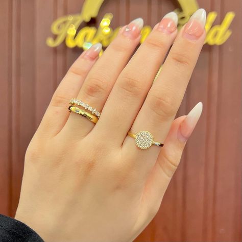 Engagement Party Decorations Diy, خواتم خطوبة, Couple Ring Design, 14k Rose Gold Wedding Ring, Couple Engagement Pictures, Cute Engagement Rings, Fancy Jewellery Designs, Couple Wedding Rings, Classic Wedding Rings