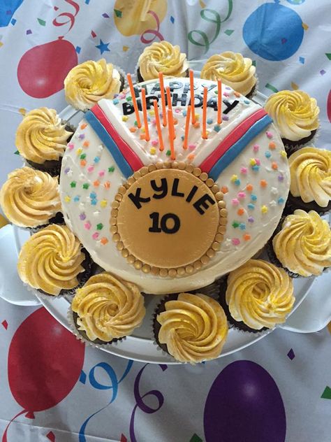 Cake With Gold, Tenth Birthday, 15th Birthday, Gold Medal, Decathlon, Birthday Cake, Cake, Birthday, 10 Things