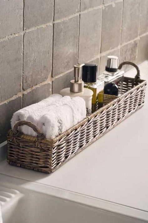 19 Extremely Beautiful Affordable Decor Ideas That Will Add The Spa Style to Your Bathroom Makeover Kamar Mandi, Penyimpanan Makeup, Bathroom Closet Organization, Bilik Air, Smart Tiles, Spa Style, Bad Inspiration, Bathroom Closet, Organized Life