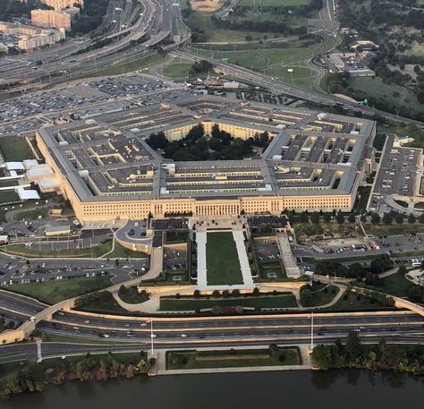 The Pentagon, Naval Force, Military Operations, Kiev, Iraq, Us Army, Washington Dc, Defense, The Row