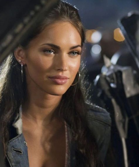 megan fox pretty face Megan Fox Tumblr, Transformers 2007, Health Wealth And Happiness, Makeup Memes, Health Wealth, Megan Fox, Tell Me, Fox, Tumblr