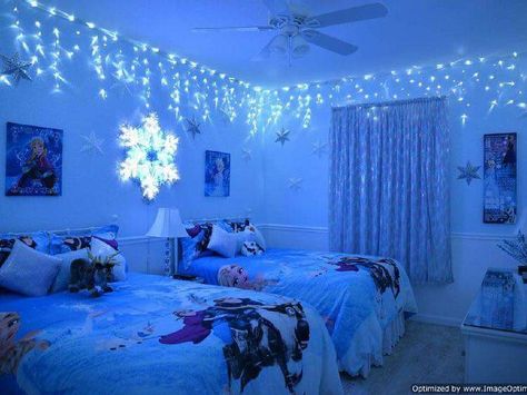 Frozen Girls Bedroom, Frozen Inspired Bedroom, Frozen Theme Room, Frozen Bedroom Decor, Frozen Room Decor, Frozen Girls Room, Disney Frozen Bedroom, Frozen Themed Bedroom, Frozen Bedroom