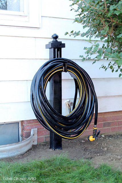 Garden Hose Storage, Garden Hose Holder, Hose Hanger, Hose Storage, Hose Holder, Garden Hoses, Garden Lovers, Cheap Diy, Lawn And Garden