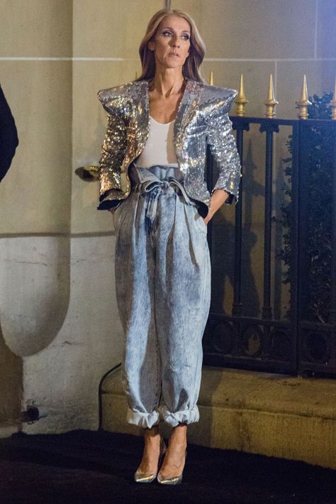 Dramatic Fashion, Silver Jacket, Dramatic Style, Mode Casual, Celine Dion, Looks Chic, Mode Inspiration, Style Guide, Creative Fashion