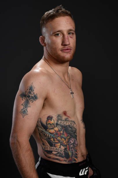 Ufc Tattoo, Fighter Tattoo Men, Justin Gaethje, Ufc Tattoo Ideas, Ufc Fighters Tattoo, Conor Mcgregor Back Tattoo, Goldberg Wwe Wallpaper, Gsp Ufc, Fighter Tattoo