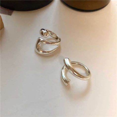 Minimalist Irregular Metal Witchy Wedding Rings With Electroplated Curve 925 Silver Geometric Design For Womens Personality From Meilong08, $12.7 | DHgate.Com Couple Vintage, Ring Party Jewelry, Color Rings, Chunky Silver Rings, Hollow Ring, Open Rings, Sterling Silver Rings Set, Fashion Creative, Rings Silver