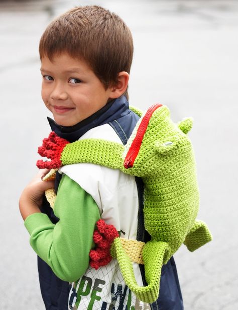 Frog Backpack Frog Backpack, Crochet Backpack Pattern, Mochila Crochet, Diy Crochet Patterns, Crochet Backpack, Crochet Frog, Backpack Free, Backpack Pattern, Crochet Bags Purses