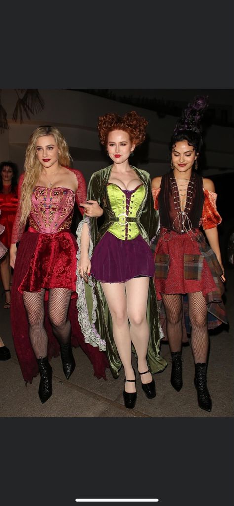 Halloween Costumes Riverdale, Hocus Picks Costume, Hocus Locus Make Up, Sarah From Hocus Pocus Costume, Sanderson Sisters Inspired Outfits, Hocus Pocus Group Halloween Costumes, Hocus Pocus Mary Makeup, Hocus Pocus Sisters Costumes, Hocus Pocus Ideas For Halloween