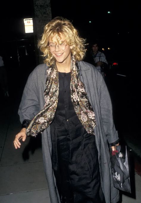 Iconic Hairstyles, 80s Trends, Matching Top And Skirt, Cosy Vibes, Her Movie, Choppy Layers, Meg Ryan, Fall Layering, Biker Chic