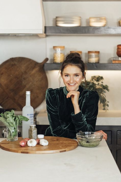 Half Baked Harvest's Tieghan Gerard on Her Career, Cooking Tips & More Tiegan Gerard Recipes, Tieghan Gerard Half Baked Harvest, Tieghan Gerard Recipes, Tieghan Gerard, Crispy Beef, Beef Fillet, Desert Living, Harvest Recipes, Half Baked