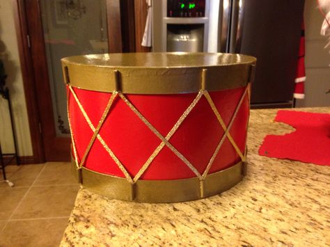 Christmas Drum made out of a hat box and two lids! Christmas Drum Decoration Diy, Nutcracker Drum Diy, Christmas Drum Diy, Christmas Drum, Ugly Christmas Sweater Diy Funny, Christmas Luncheon, Christmas Wrapping Diy, Diy Ugly Christmas Sweater, Nutcracker Christmas Decorations