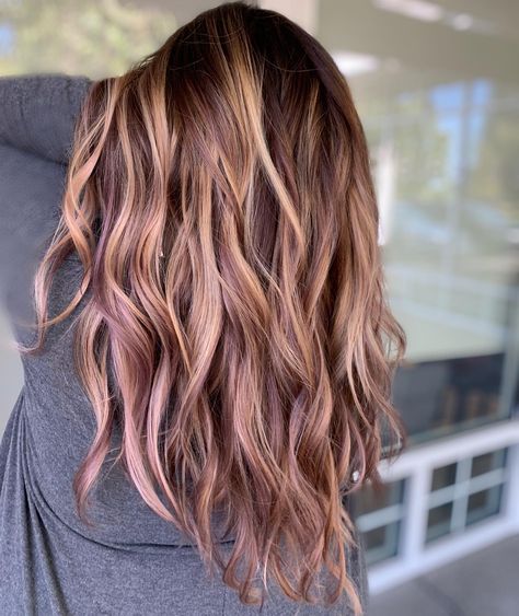 Subtle Rose Gold Hair Highlights, Caramel Rose Gold Hair, Bold Natural Hair Color, Rose Gold Highlights Light Brown Hair, Balayage With Color Pop, Fall Rose Gold Hair, Hair Color Full Head, Fall 23 Hair Trends, Pink Toned Hair