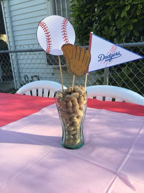 Dodgers Birthday Party, Dodgers Party, Softball Party, Baseball Theme Birthday, Baseball Theme Party, Graduation Party Centerpieces, Baseball Birthday Party, Party Centerpiece, Baseball Party