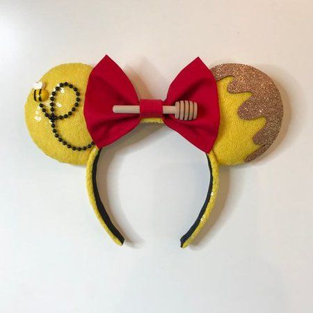 Winnie The Pooh Ears, Winnie The Pooh Hunny, Ear Ideas, Disney Ears Headband, Diy Disney Ears, Disney Diy Crafts, Diy Mickey Ears, Disneyland Ears, Disney Mouse Ears