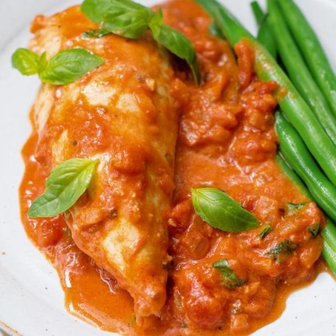 Chicken with tomato & mascarpone Chicken Mascarpone Recipe, Mascarpone Recipe, Mascarpone Recipes, Chicken