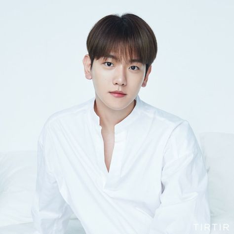 Baekhyun Photoshoot, Exo Couple, Exo Chen, Hapkido, Kpop Exo, Korean Group, Exo Members, Exo Baekhyun, Byun Baekhyun