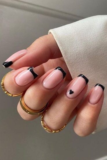 Short French Tip Nails, Valentine Nails, Short Square Nails, Simple Gel Nails, Work Nails, Short Square Acrylic Nails, Black Nail Designs, Black Nail, Short Acrylic Nails Designs