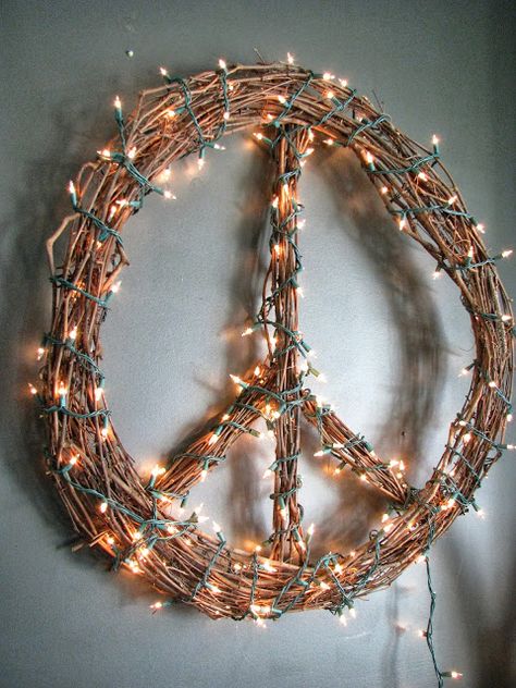 Life Love Larson: Look for Less Design Challenge: CB2 Knock-Off Peace Wreath Peace Sign Wreath, Paz Hippie, Peace Wreath, Lighted Wreath, Less Design, Diy String Lights, Lighted Wreaths, White Wreath, Hippie Decor