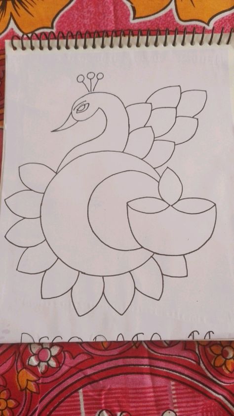 Rangoli Sketch Design, Tulsi Painting, Easy Rangoli Drawing, Peacock Drawing Simple, Rangoli Sketch, Peacock Outline, Easy Rangoli Patterns, Aari Drawing, Ready Rangoli