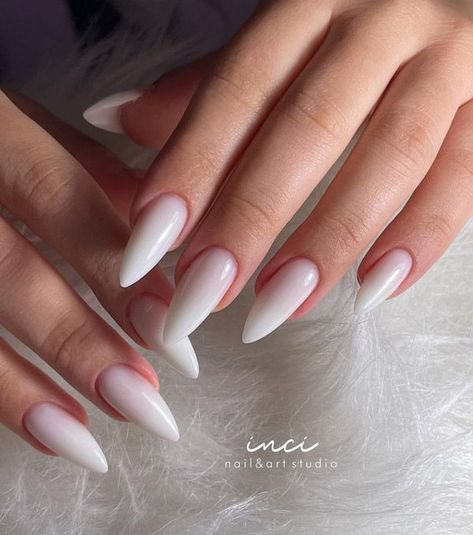 Cloudy White Nails Acrylic, White Cloudy Nails, Pretty Nails White, Cloudy White Nails, Cloudy Nails, Long White Nails, Silver Acrylic Nails, White Chrome Nails, Nail White