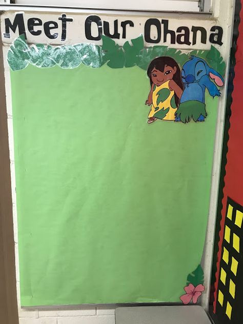 Disney Classroom: Class Bulletin Board (Lilo & Stitch) Preschool Classroom Themes Disney, Disney Themed Elementary Classroom, Diy Disney Classroom Decor, Disney Classroom Ideas Bulletin Boards, Ohana Means Family Bulletin Board, Family Classroom Board, Lilo And Stitch Preschool Activities, Stitch Classroom Door, Ohana Bulletin Board Ideas