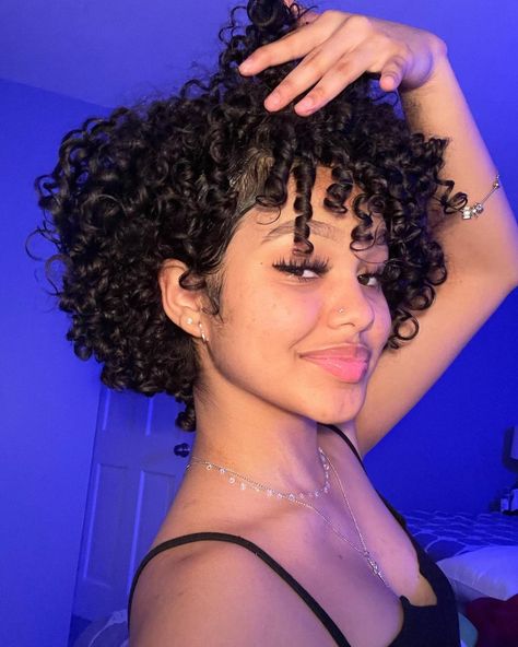 Curly Hair Beauty, Curly Pixie Haircuts, Natural Curly Hair Cuts, Curly Hair Photos, Short Curly Haircuts, Natural Curls Hairstyles, Hairdos For Curly Hair, Curly Girl Hairstyles, Curly Hair With Bangs